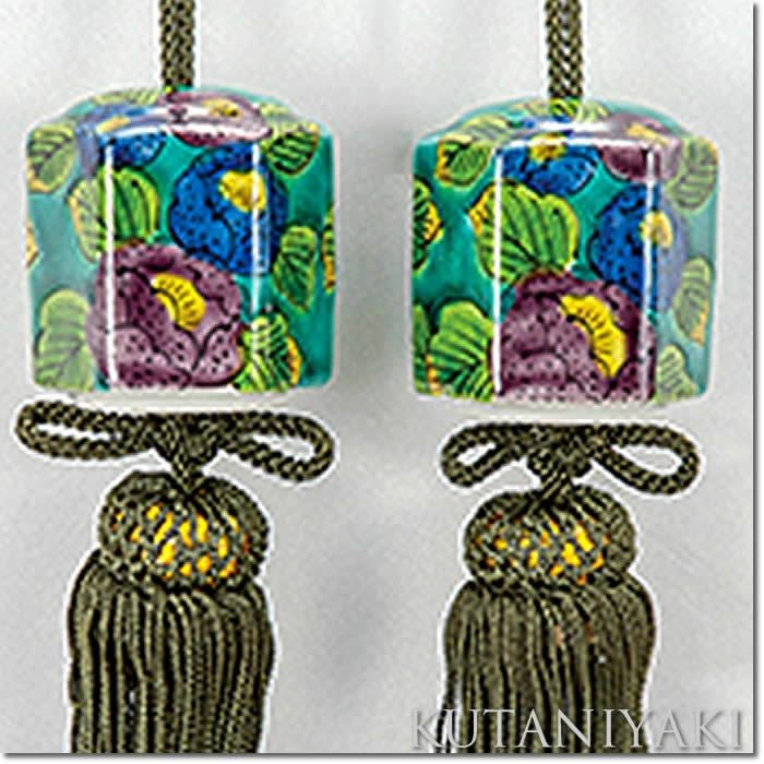 即納！【九谷焼の風鎮・山茶花】k5-1523即日発送[掛軸/掛け軸販売/ふうちん/おもり]【あす楽対応_関東】【あす楽対応_関西】【あす楽対応_東海】【あす楽対応_四国】