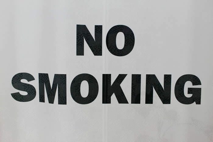 のれん【STAFFONLY】マルチタペストリー9036【幅85cm×長さ150cm】[注意喚起暖簾/間仕切り/ロングのれん]【あす楽対応】999570